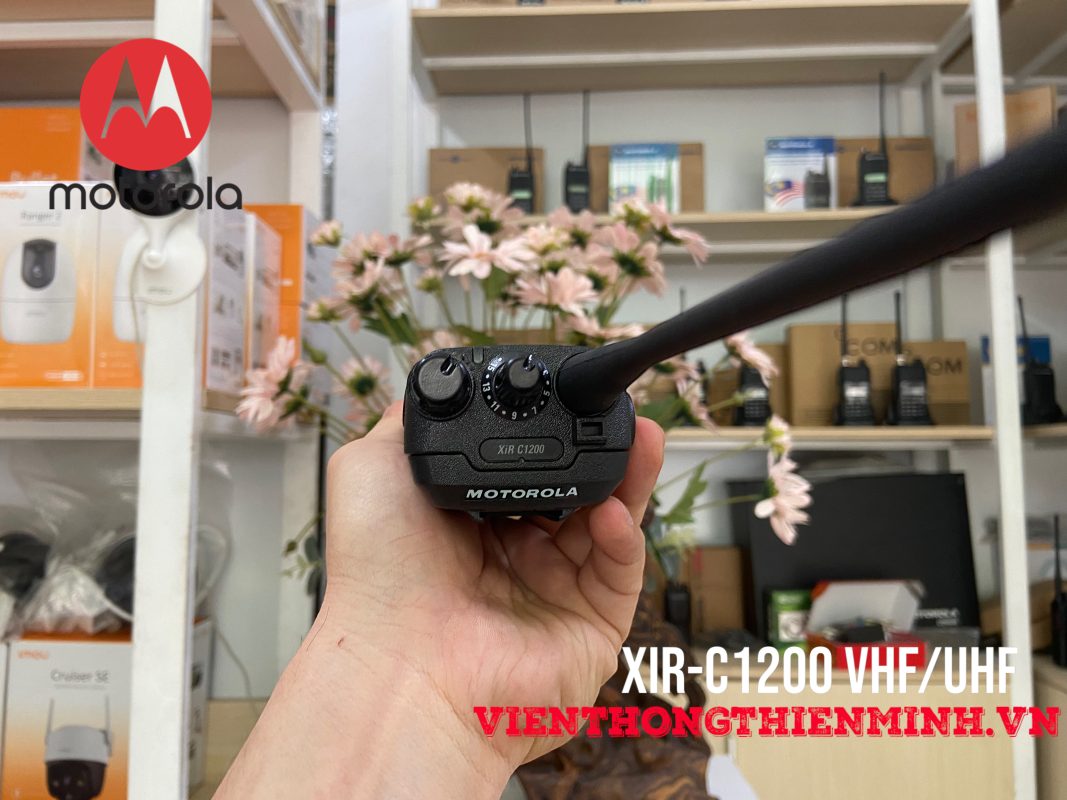 máy bộ đàm digital motorola xir-C1200 chính hãng