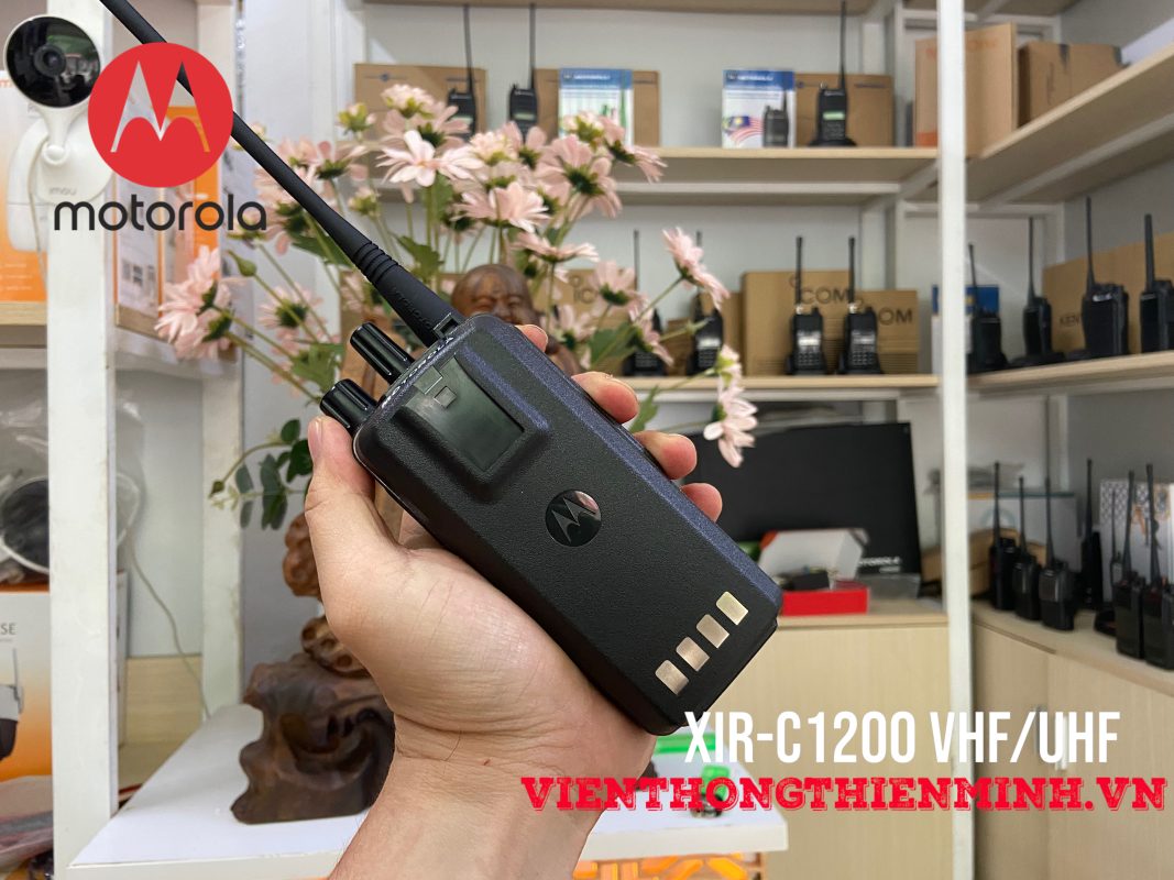 máy bộ đàm digital motorola xir-C1200 chính hãng