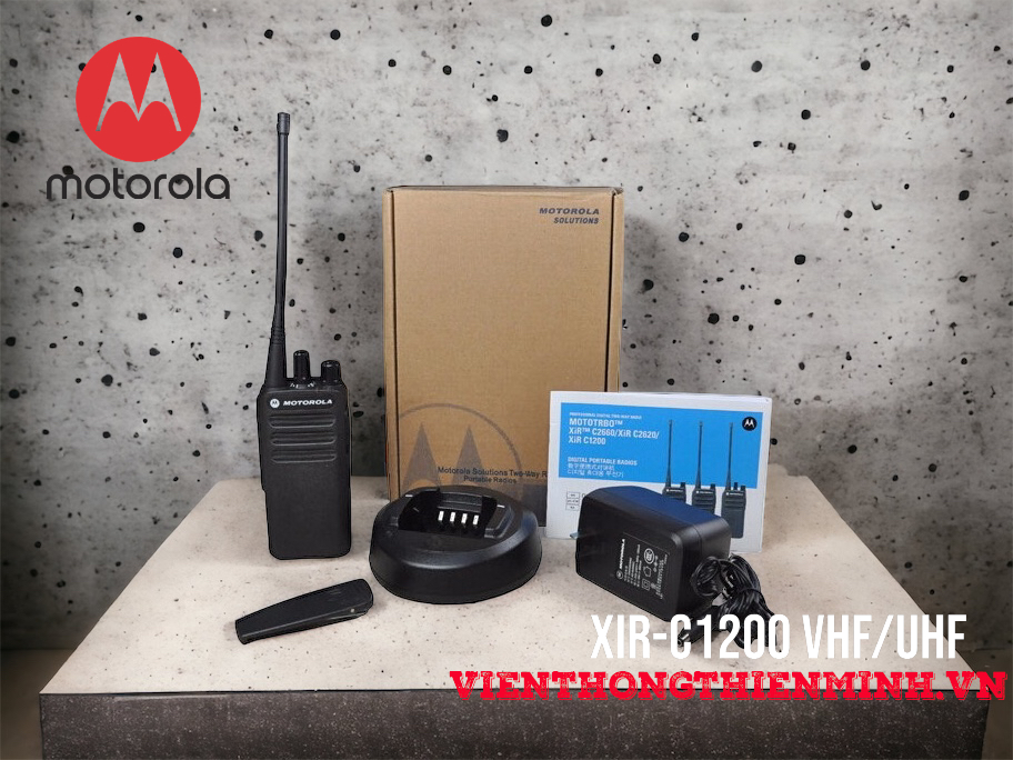 máy bộ đàm digital motorola xir-C1200 chính hãng