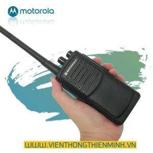 Máy bộ đàm MOTOROLA VX-6868 công suất cao