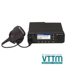 Máy bộ đàm gắn xe Motorola XiR M3688 chính hãng, giá tốt.