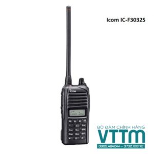 Bộ đàm Icom IC-F3230S: Kháng nước, chống va đập bền bỉ.